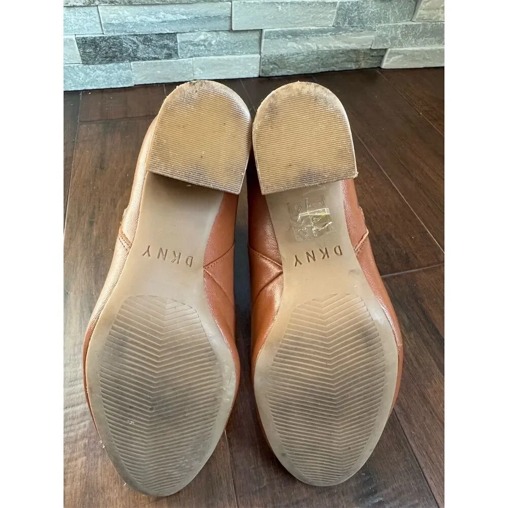 DKNY Women's‎ Crosbi Leather Ankle Booties Caramel Brown Size 8.5 Casual